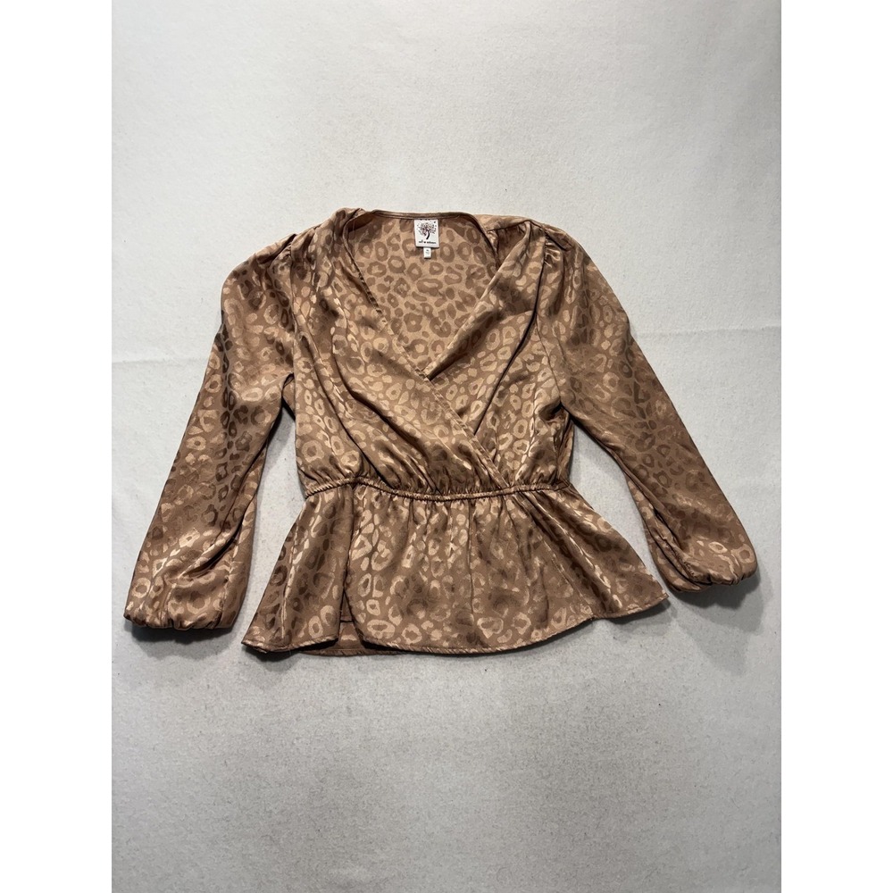 Self Esteem Blouse Juniors XL Brown Leopard V Neck Long Sleeve Peplum Satin Wrap